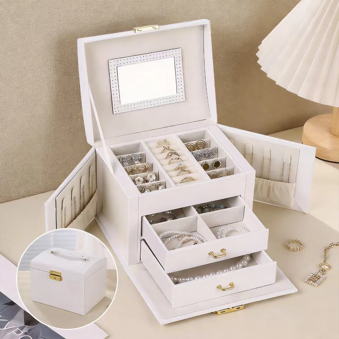 Portable leather jewelry organizer